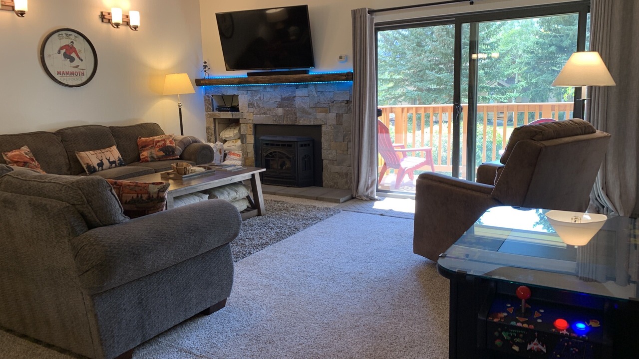Photo of Livingroom in Mammoth Lakes