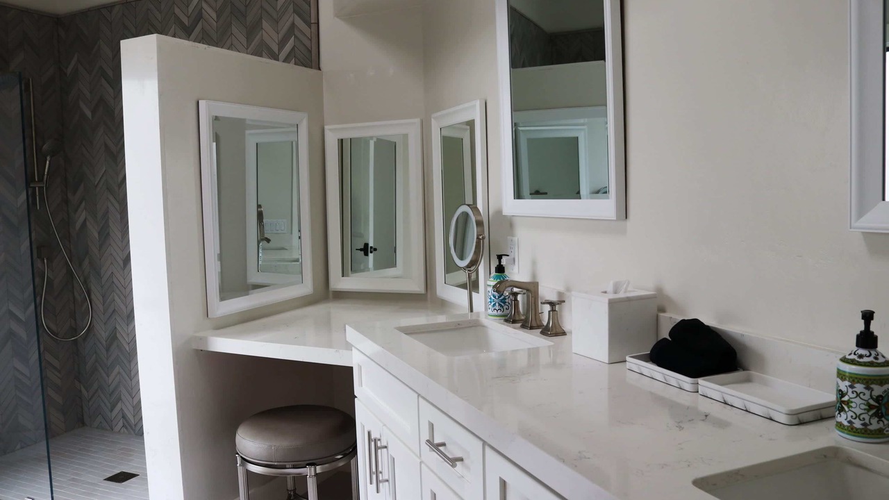 Photo of Bathroom in Carmel Point