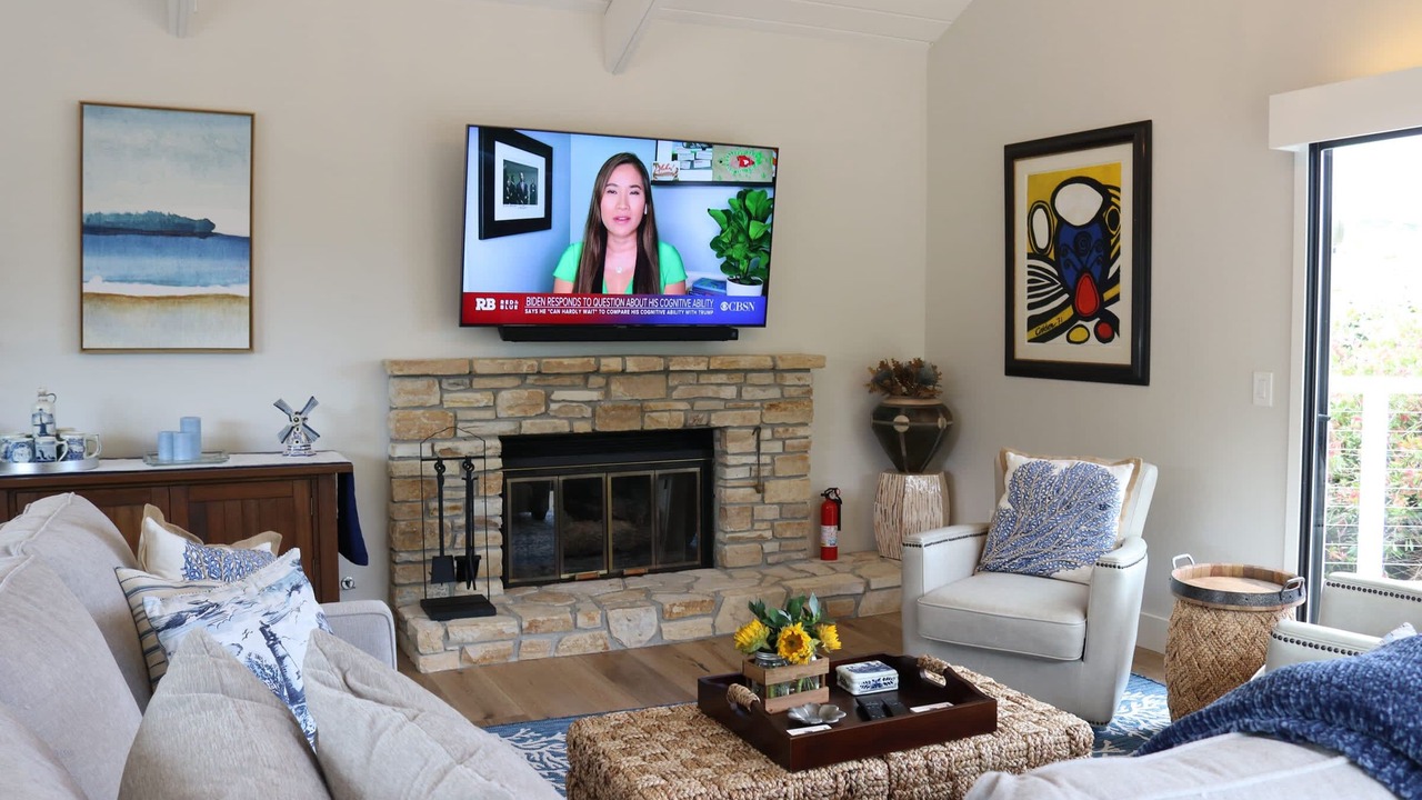 Photo of Livingroom in Carmel Point