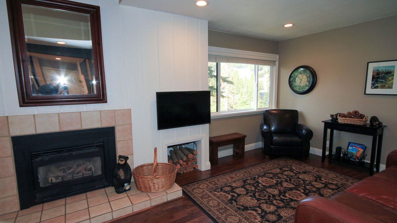 Photo of Livingroom in Mammoth Lakes