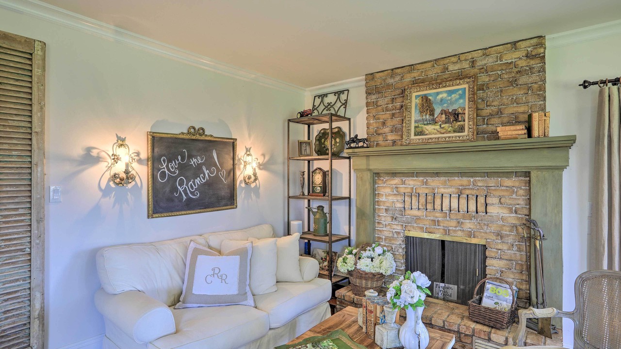 Photo of Livingroom in Solvang