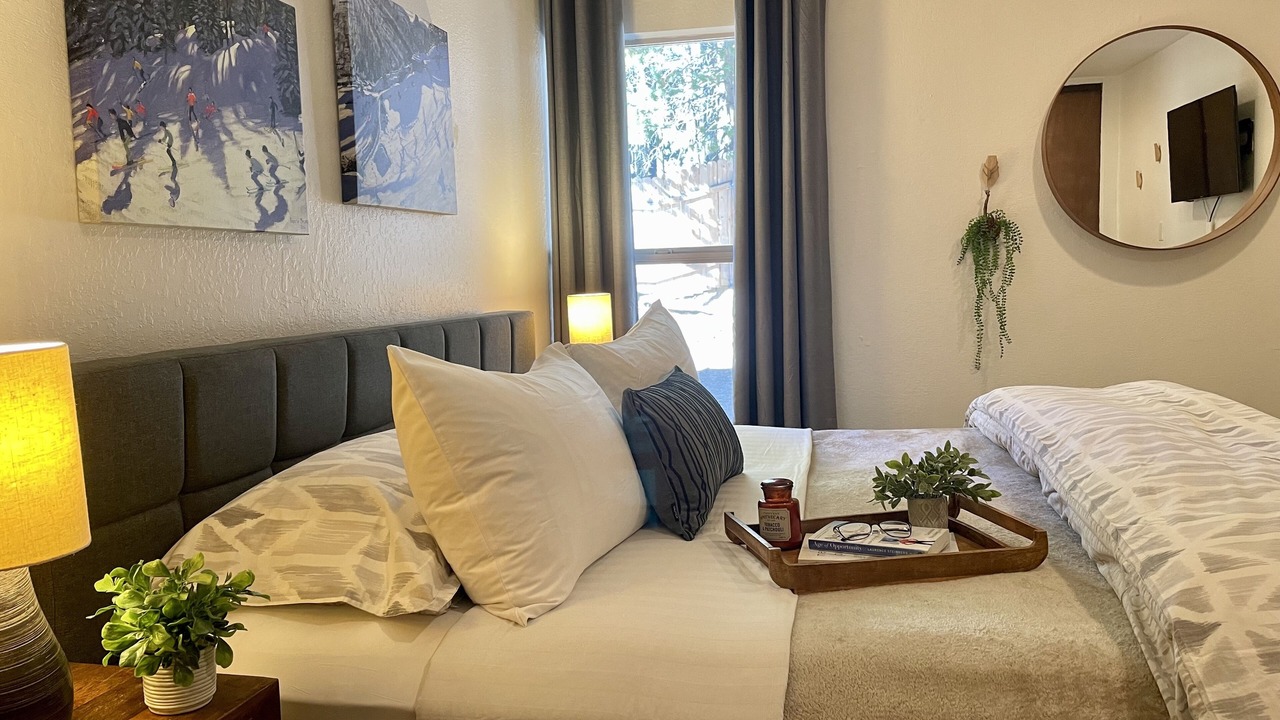 Photo of Bedroom in Mammoth Lakes