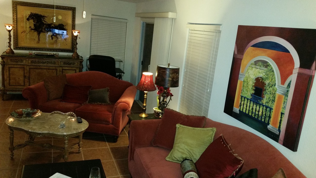 Photo of Livingroom in Enterprise