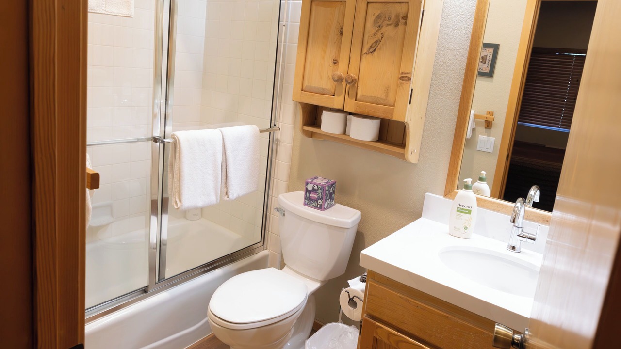 Photo of Bathroom in Mammoth Lakes