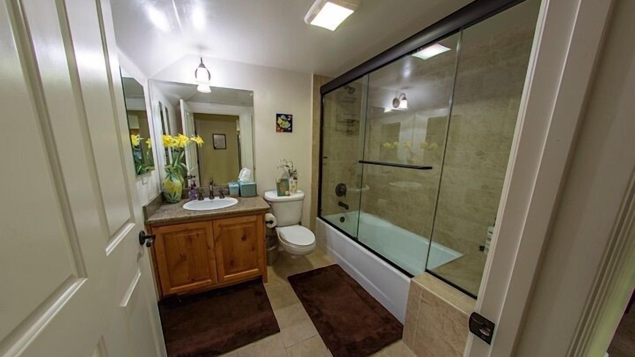 Photo of Bathroom in Crown Point