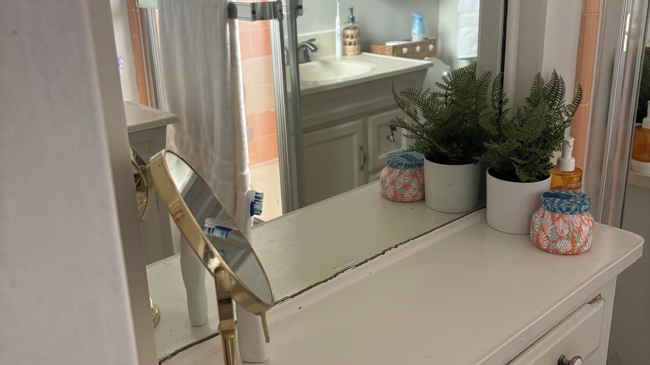 Photo of Bathroom in South Mission Beach