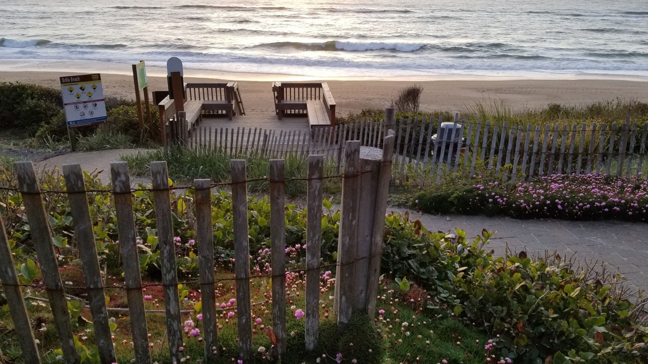 Photo of Others in Lincoln Beach