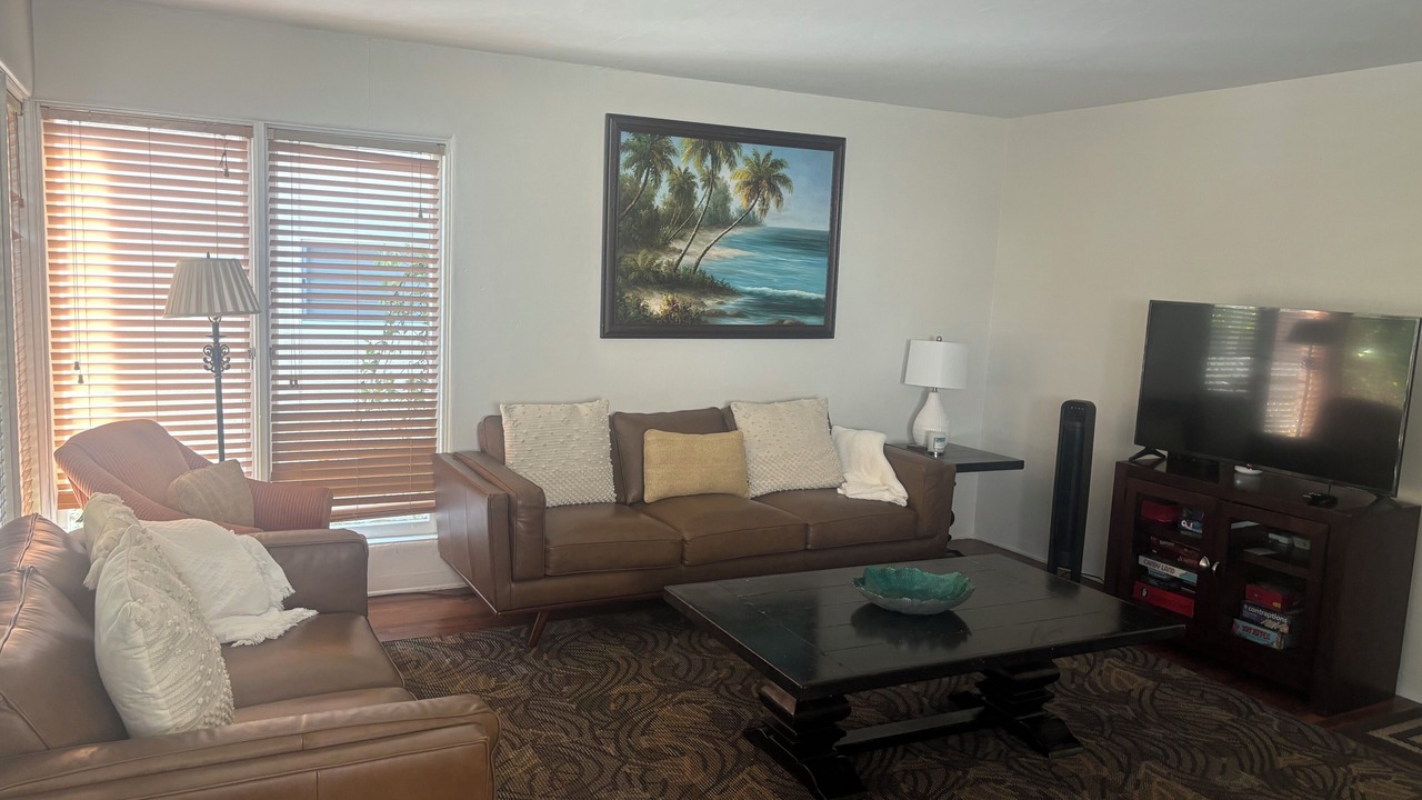 Photo of Livingroom in South Mission Beach