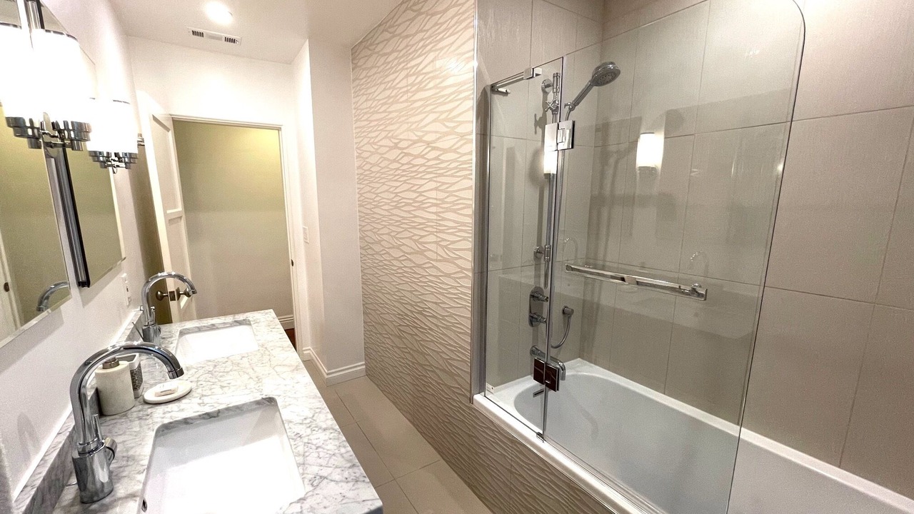 Photo of Bathroom in Pasadena