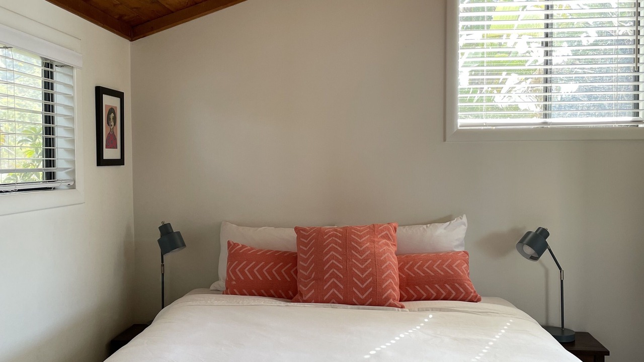 Photo of Bedroom in Faria Beach