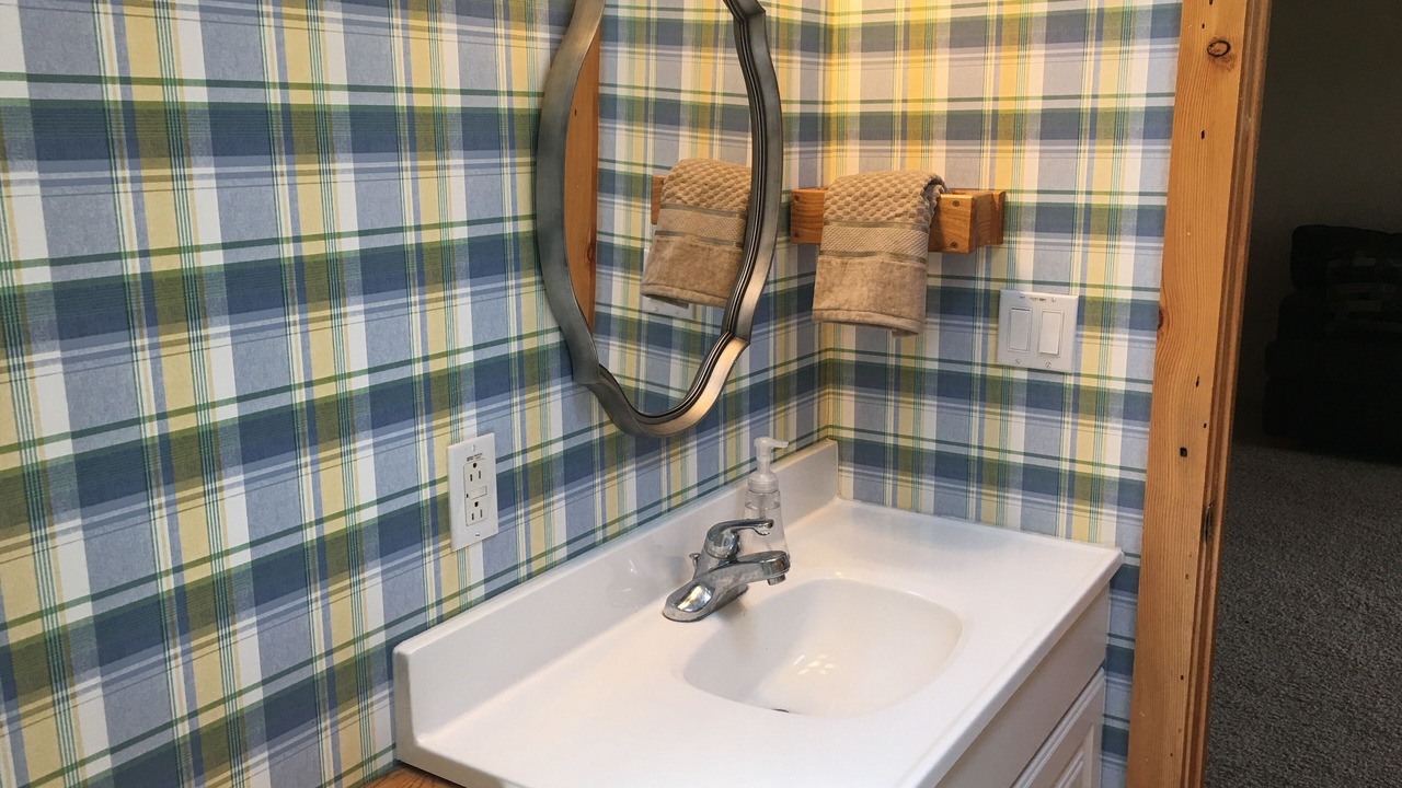 Photo of Bathroom in Chiloquin