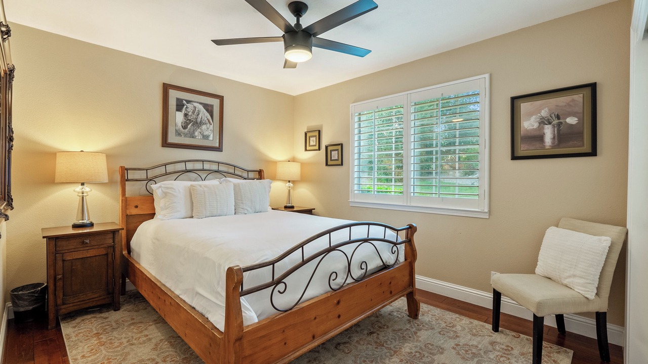 Photo of Bedroom in Templeton