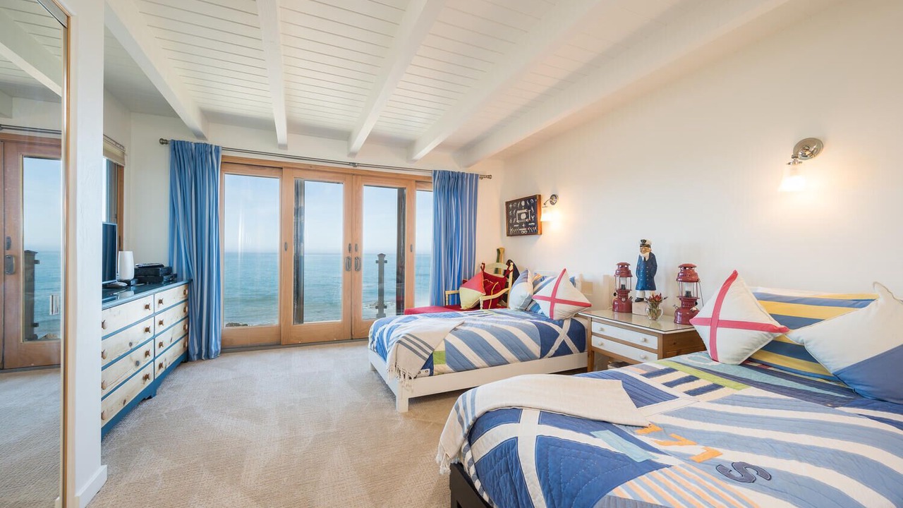 Photo of Bedroom in San Simeon