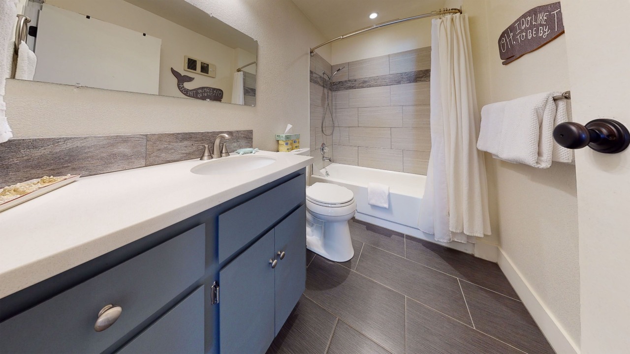 Photo of Bathroom in Seaside