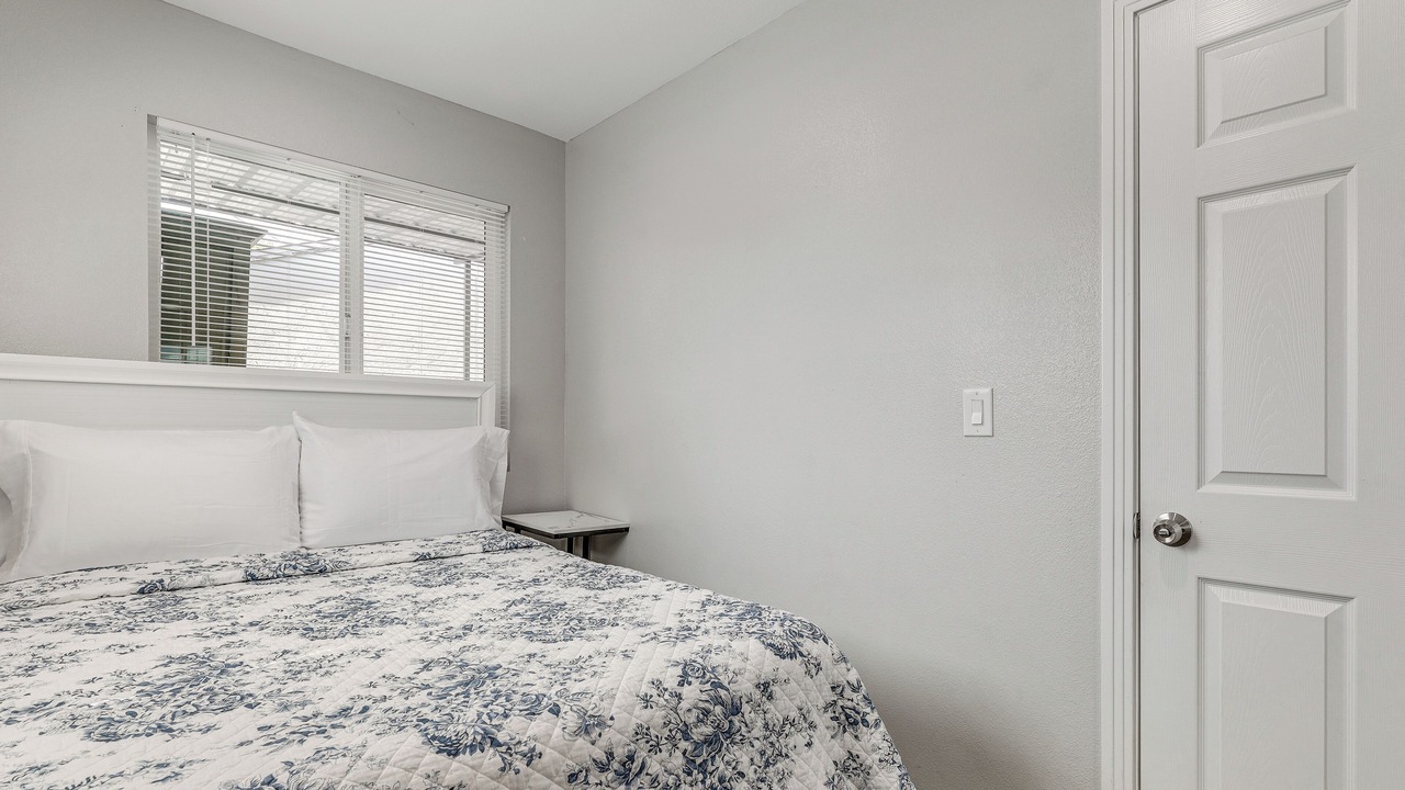 Photo of Bedroom in Downtown Los Angeles