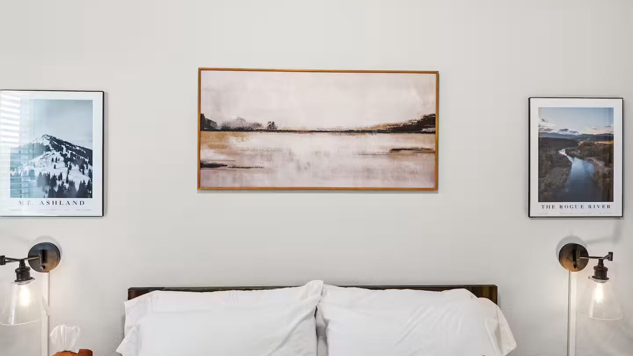 Photo of Bedroom in Central Point