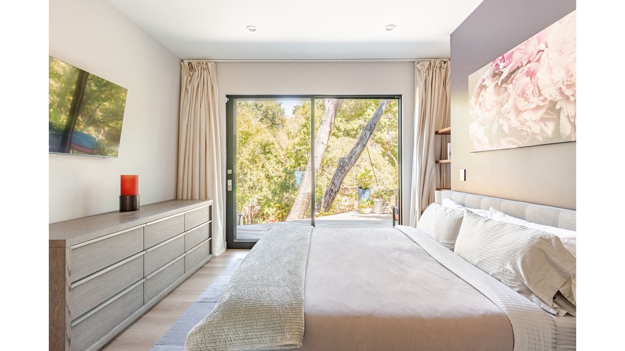 Photo of Bedroom in Menlo Park