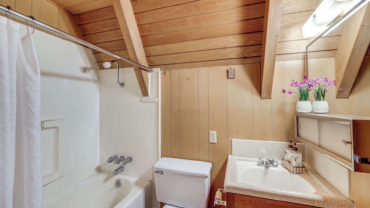 Photo of Bathroom in Running Springs