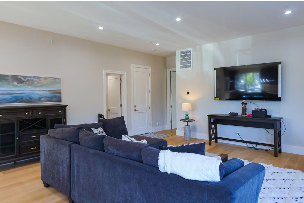 Photo of Livingroom in North Fair Oaks