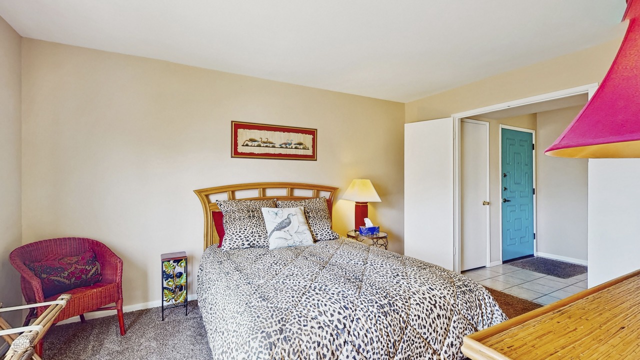 Photo of Bedroom in Canyon Corridor
