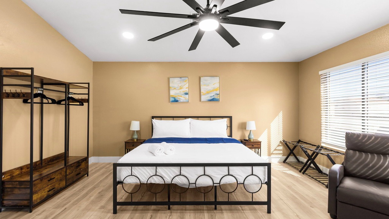 Photo of Bedroom in Silverado Ranch