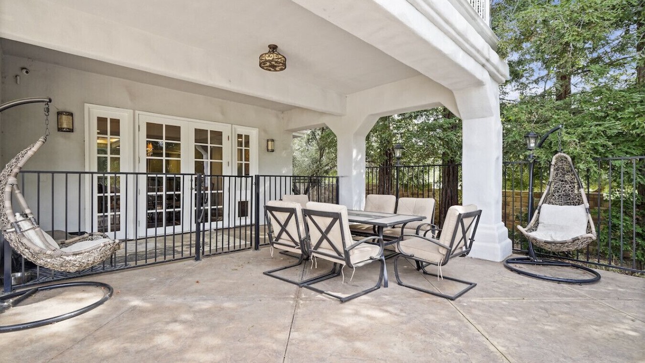 Photo of Outdoor in Chatsworth