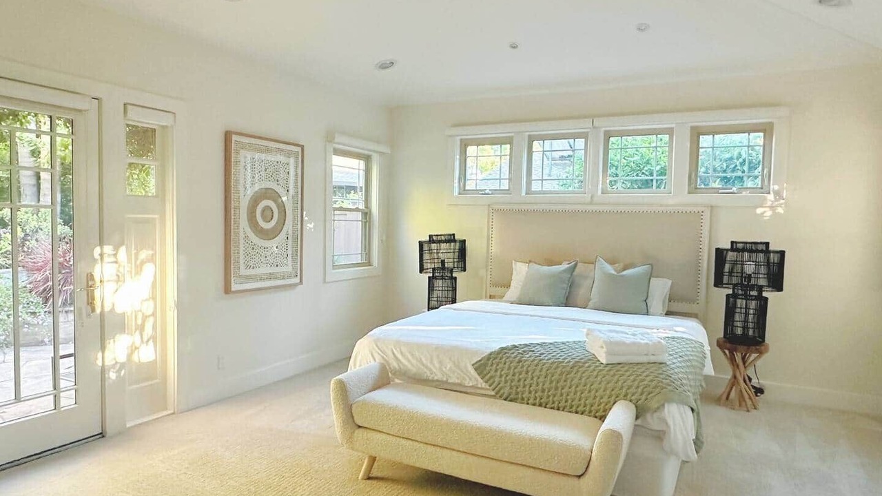 Photo of Bedroom in University South