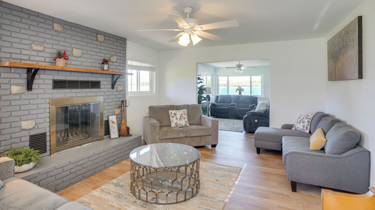 Photo of Bedroom in Lake Elsinore