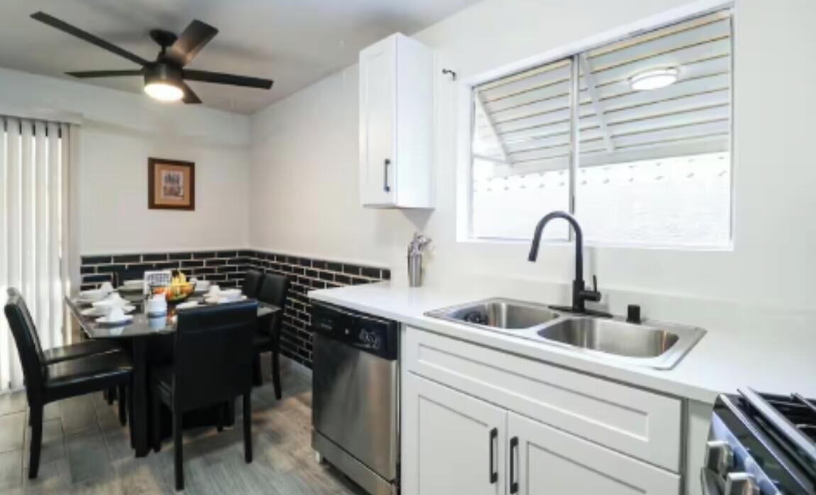 Photo of Kitchen in Paradise