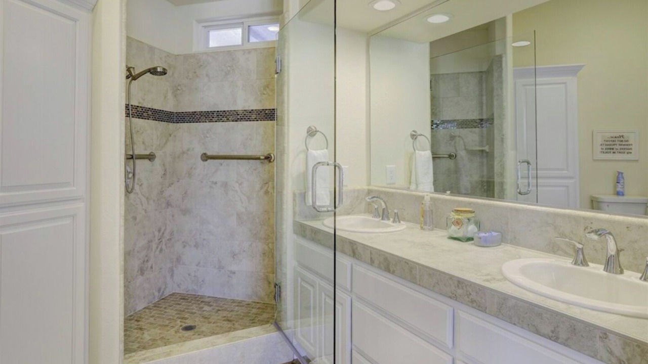 Photo of Bathroom in Downtown