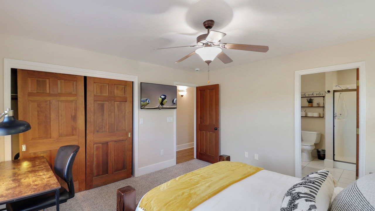 Photo of Bedroom in Redding