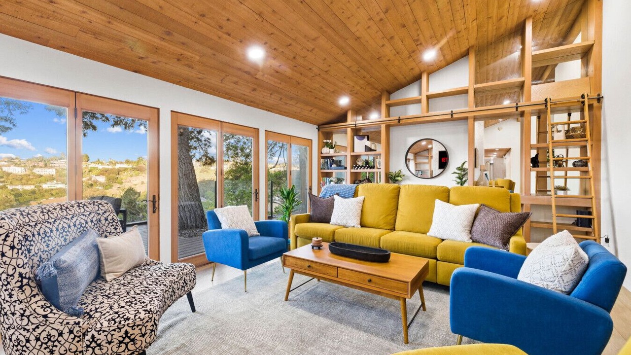 Photo of Livingroom in Hidden Valley