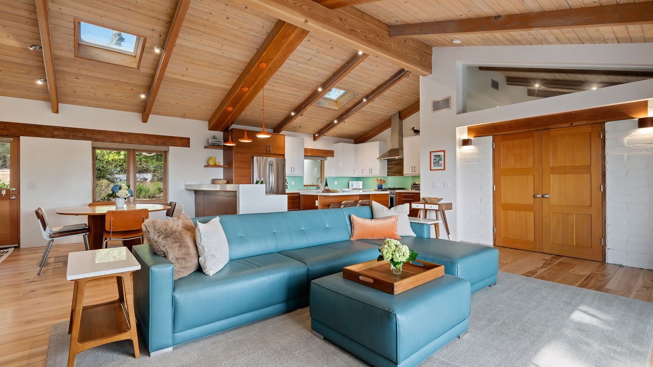 Photo of Livingroom in Campanil