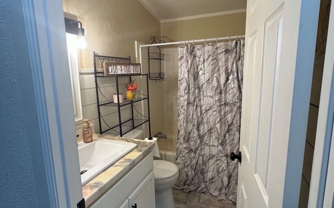 Photo of Bathroom in Quartzsite