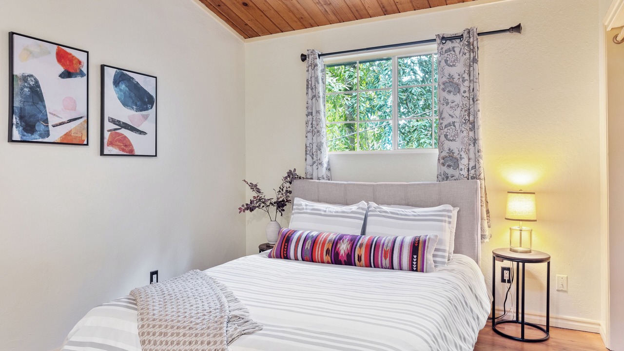 Photo of Bedroom in Forestville