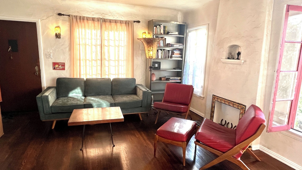 Photo of Livingroom in Silver Lake