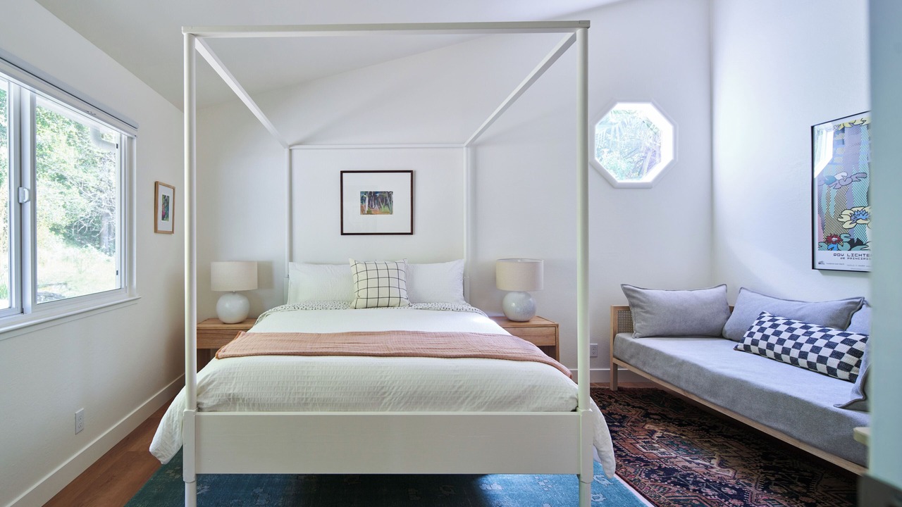 Photo of Bedroom in Aptos Hills-Larkin Valley