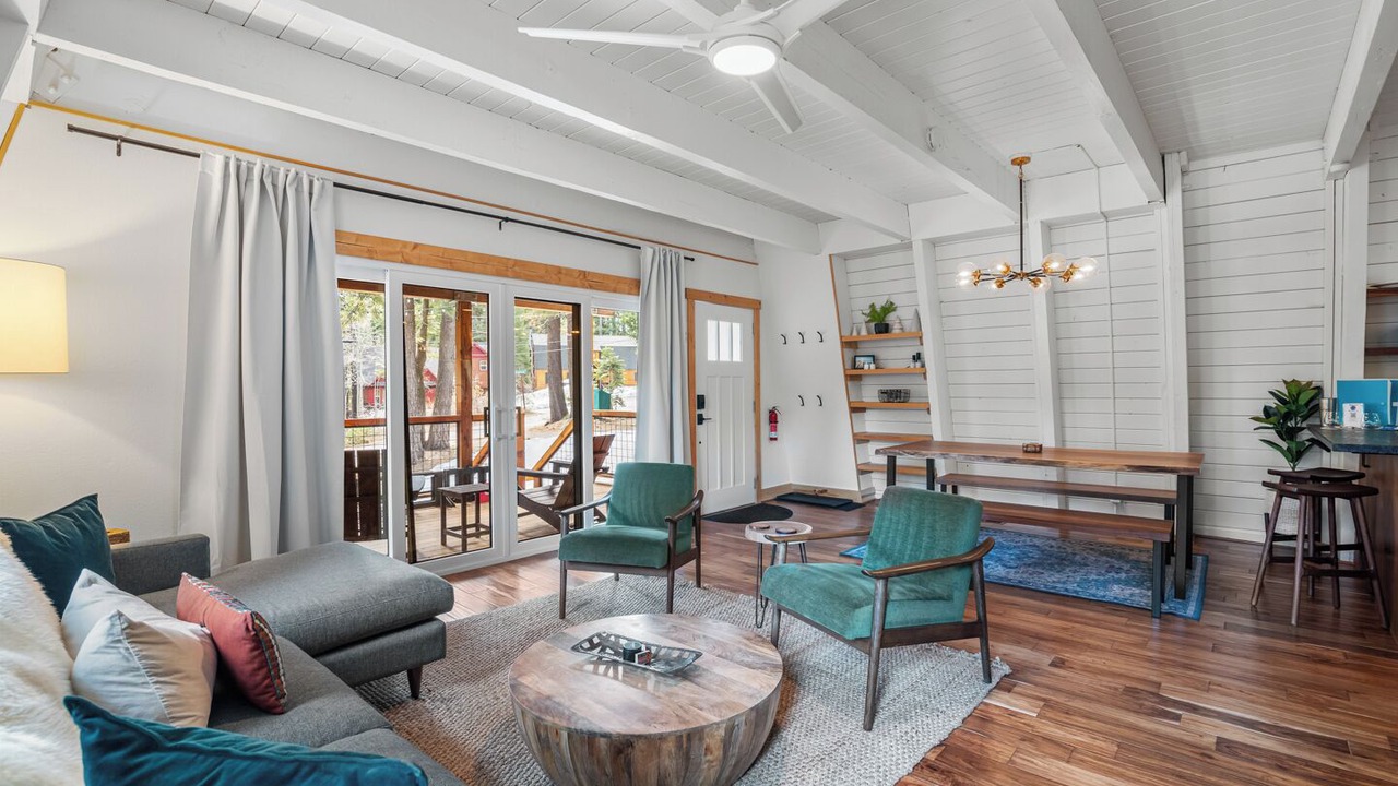 Photo of Livingroom in Sunnyside