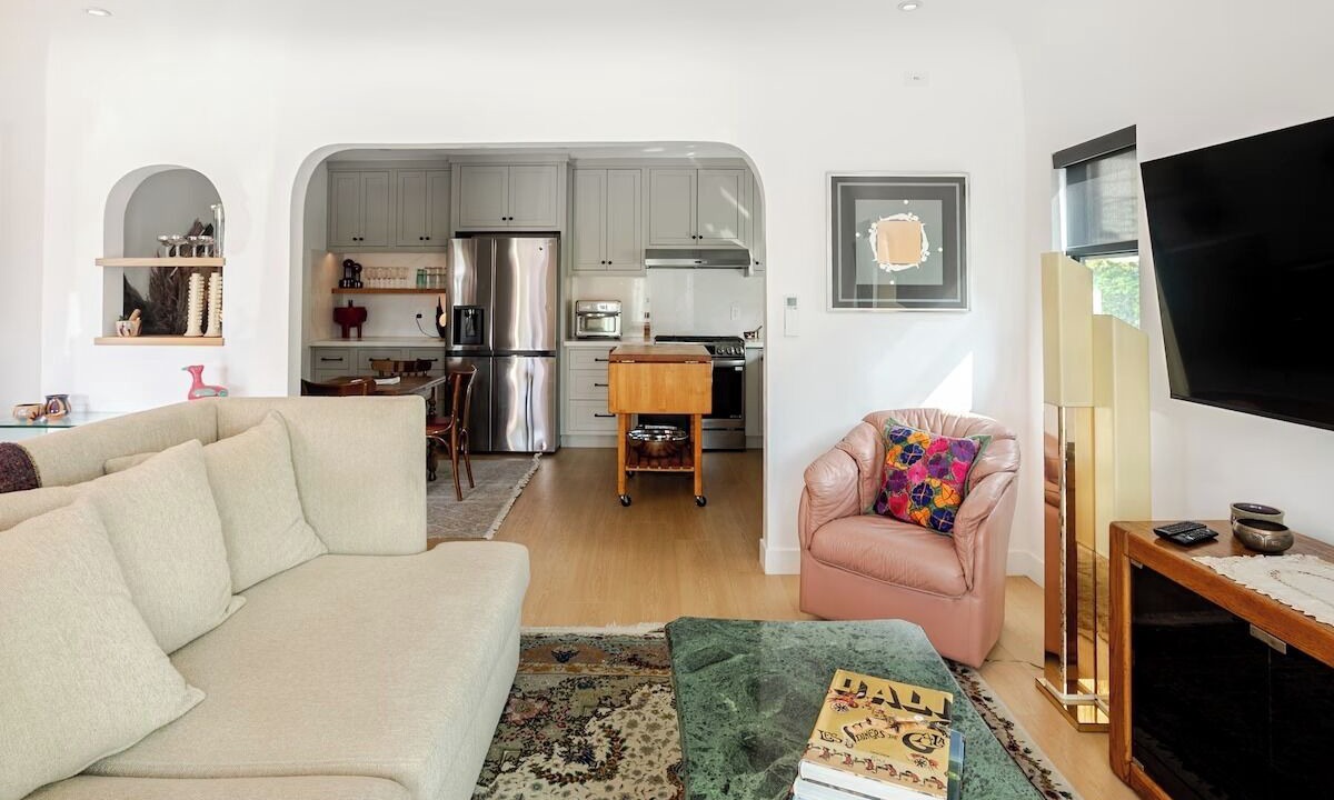 Photo of Livingroom in Los Angeles