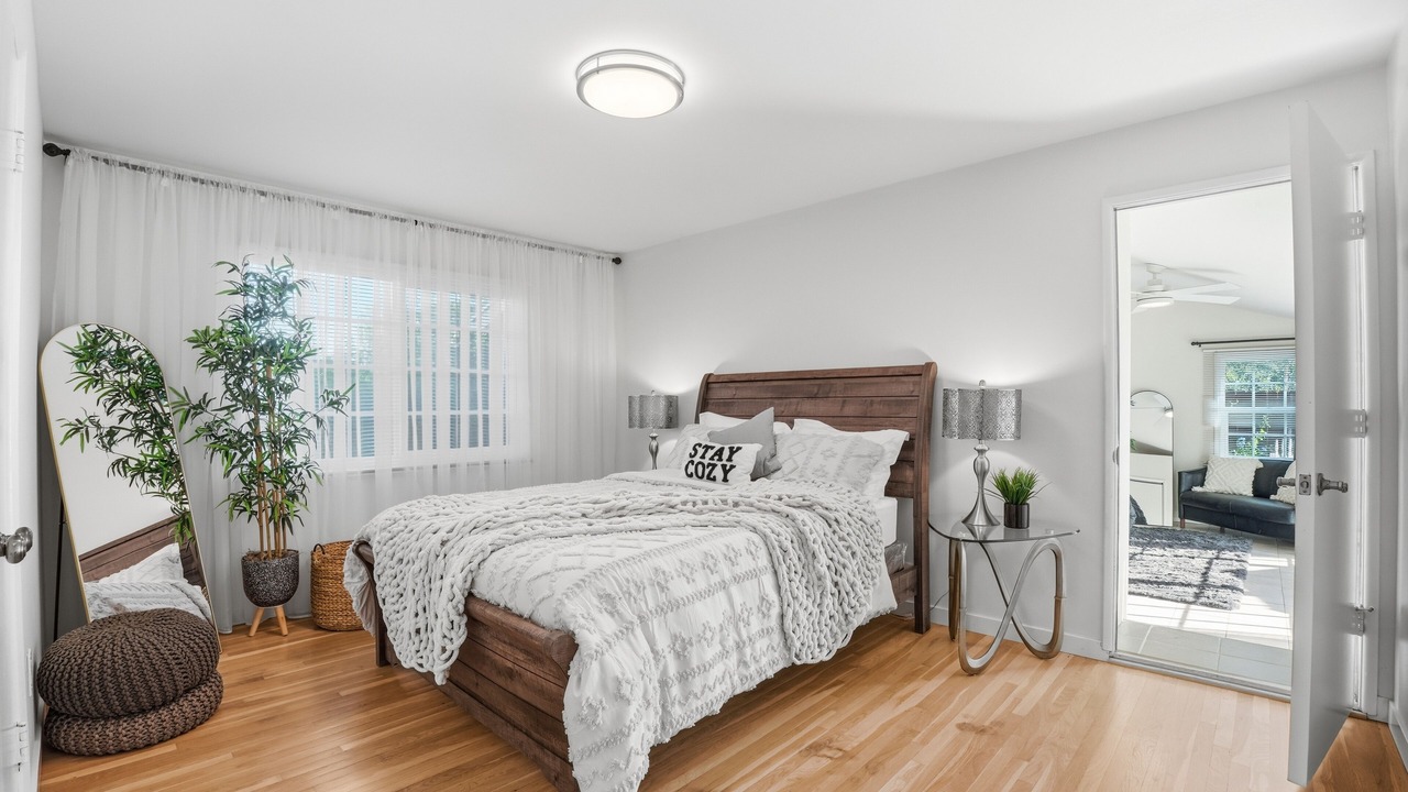 Photo of Bedroom in Granada Hills South