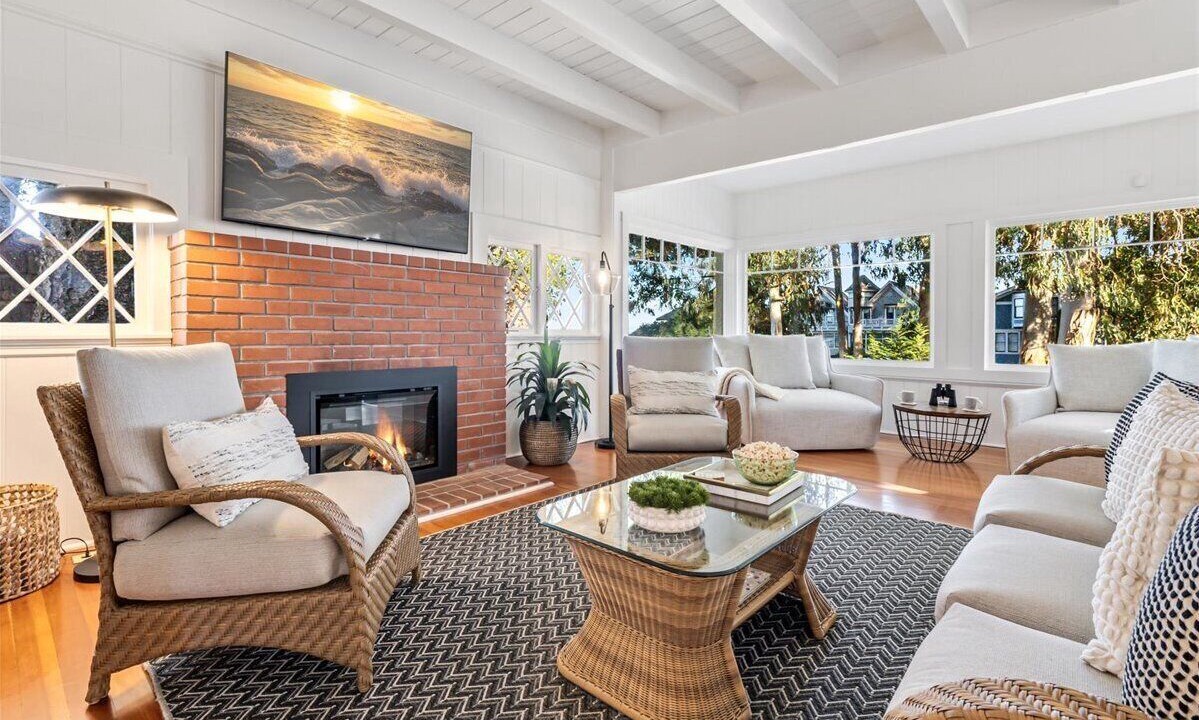 Photo of Livingroom in Pacific Grove