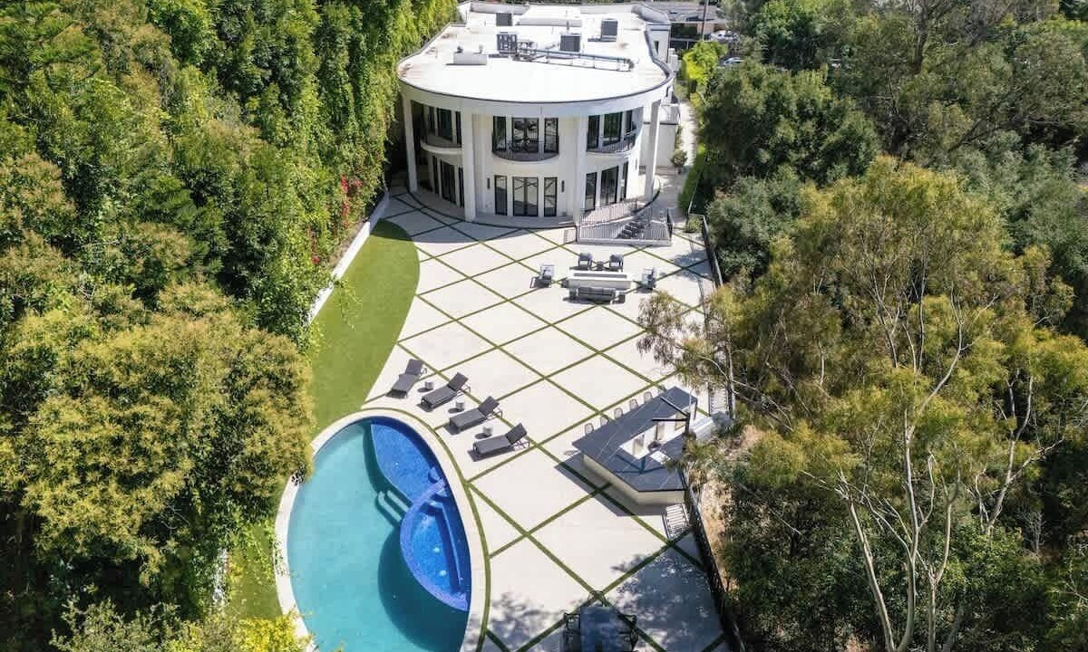 Photo of Outdoor in Brentwood