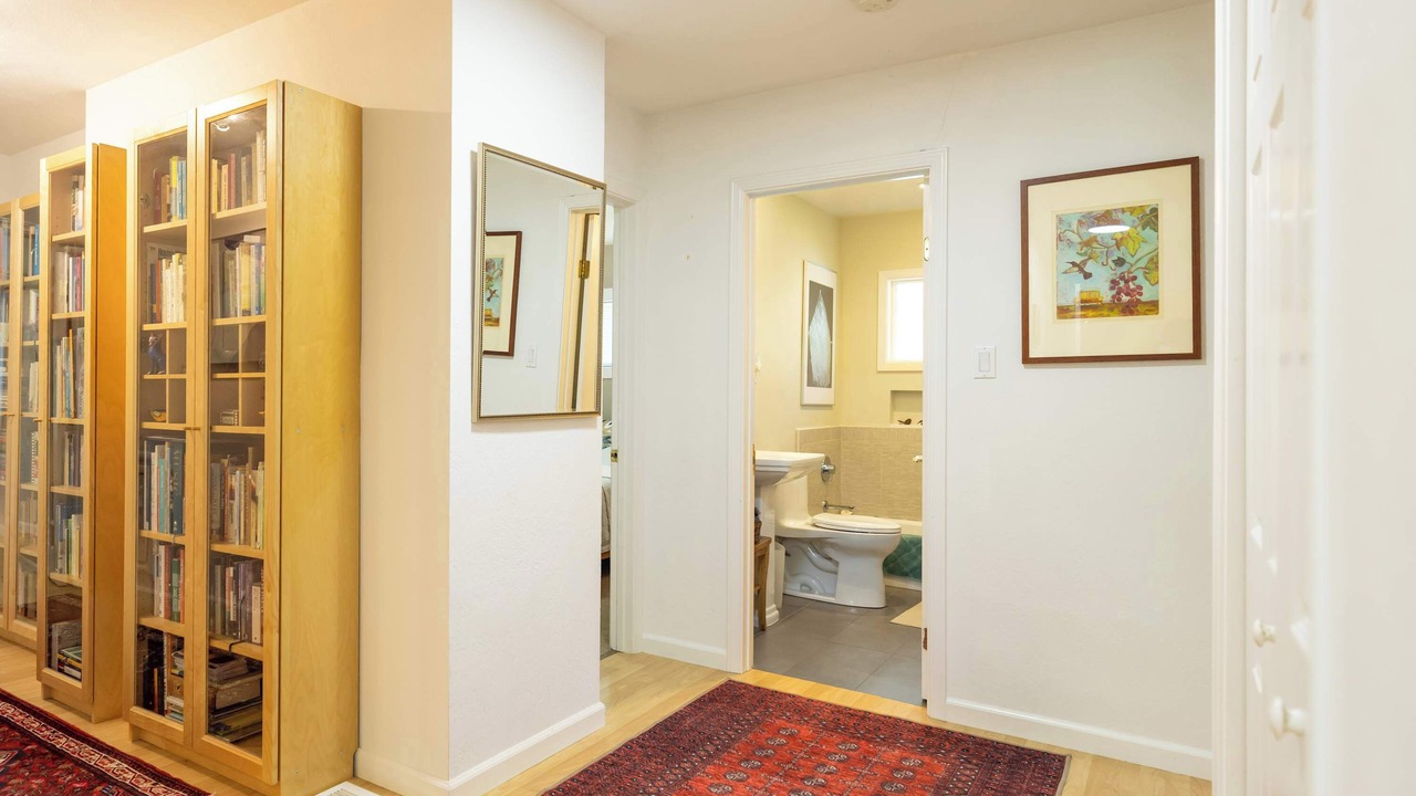 Photo of Bathroom in Rheem Valley Manor