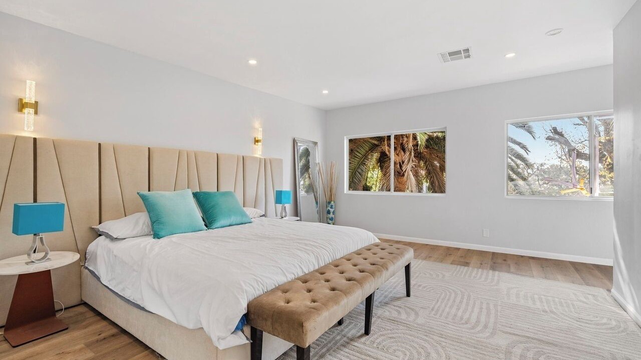 Photo of Bedroom in The Bird Streets