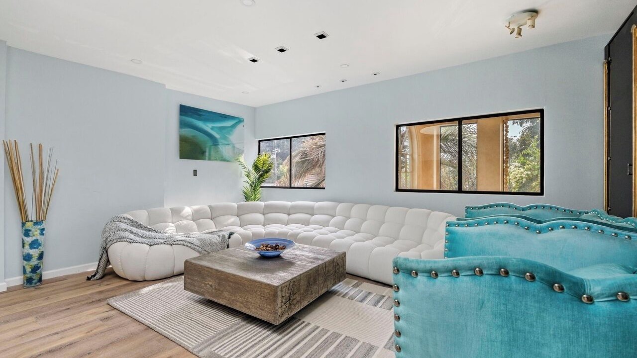 Photo of Livingroom in The Bird Streets