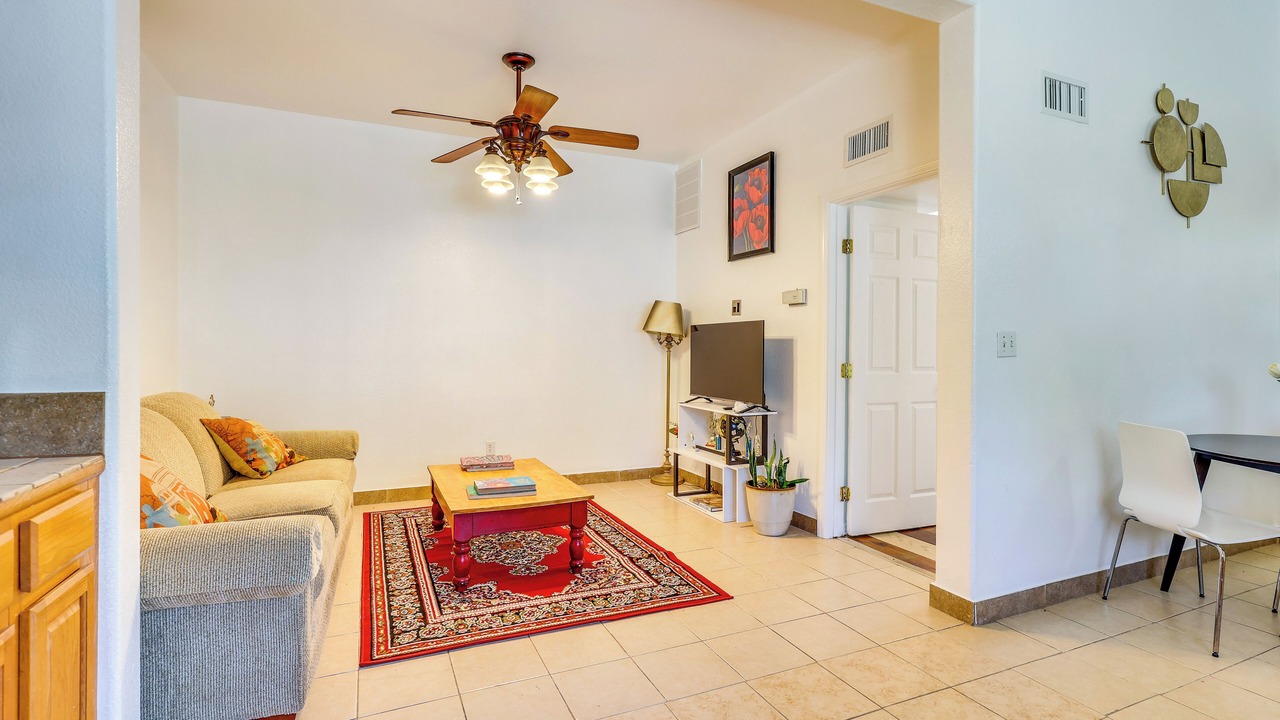 Photo of Bedroom in Lakeland Village