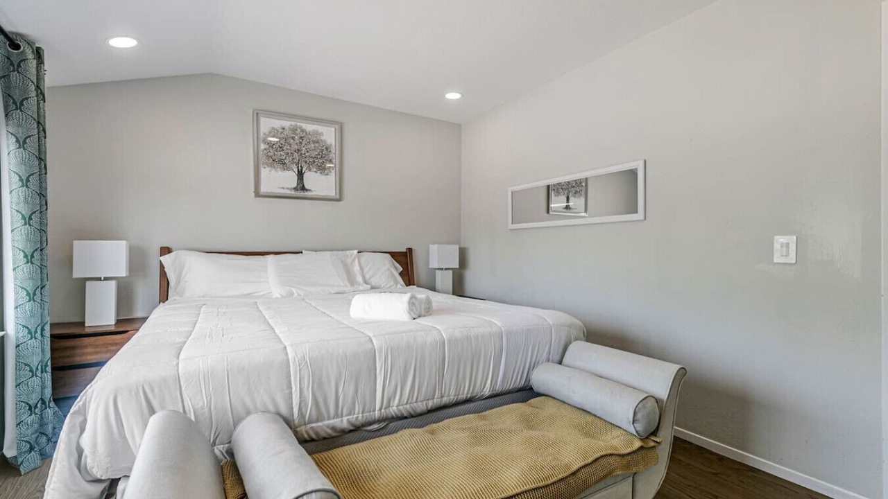 Photo of Bedroom in Waverly Park
