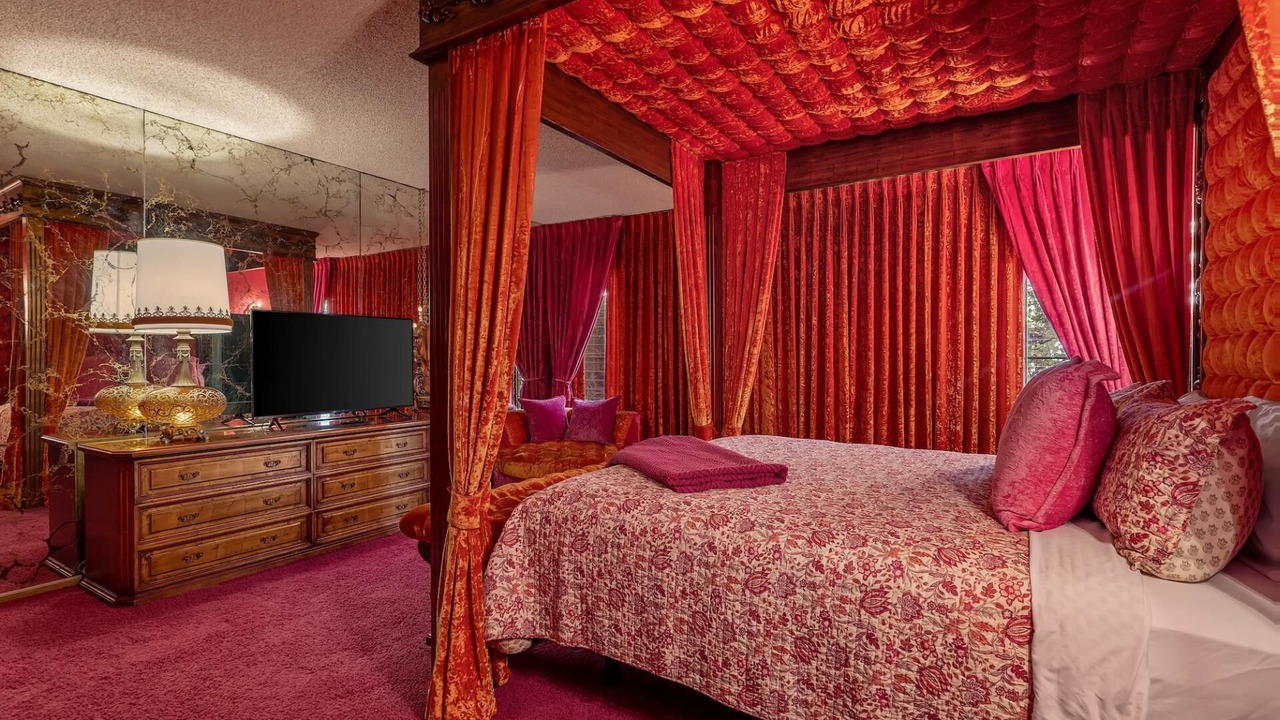 Photo of Bedroom in Deep Well Ranch