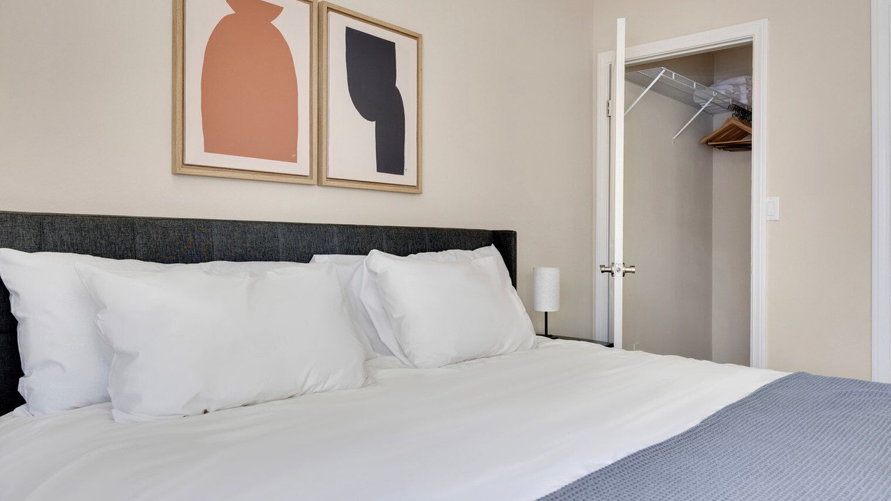 Photo of Bedroom in Rancho Palos Verdes