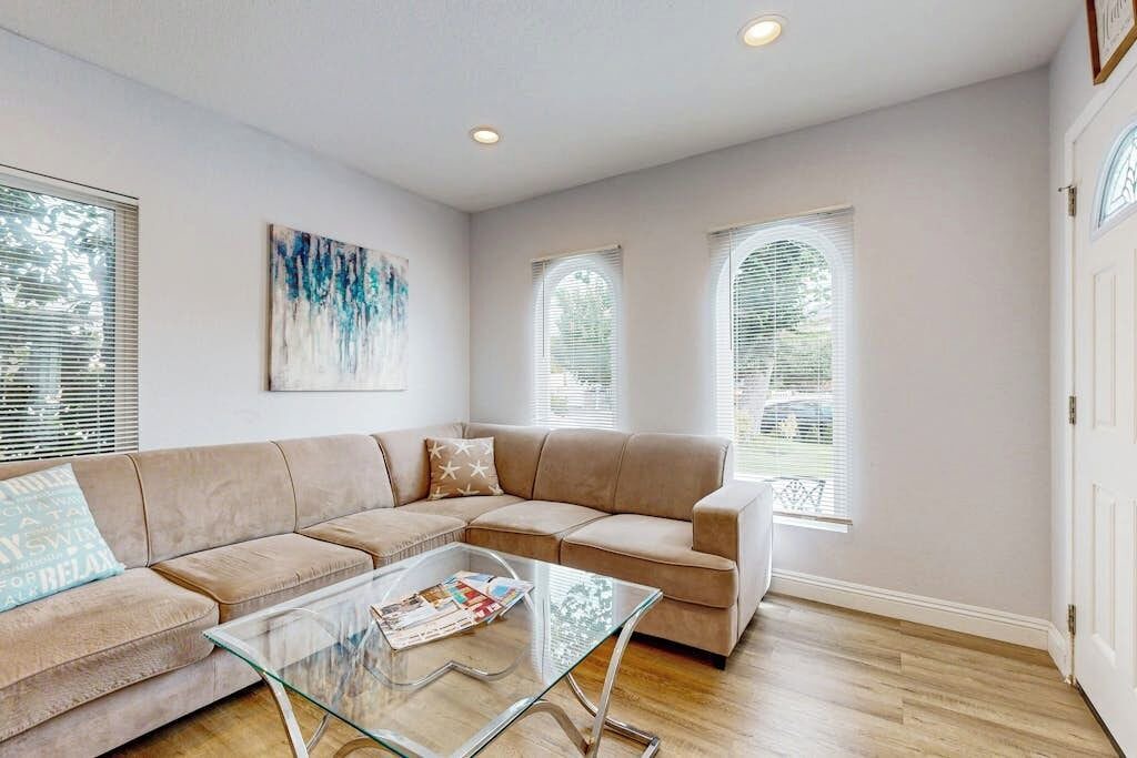 Photo of Livingroom in Santa Ana Heights